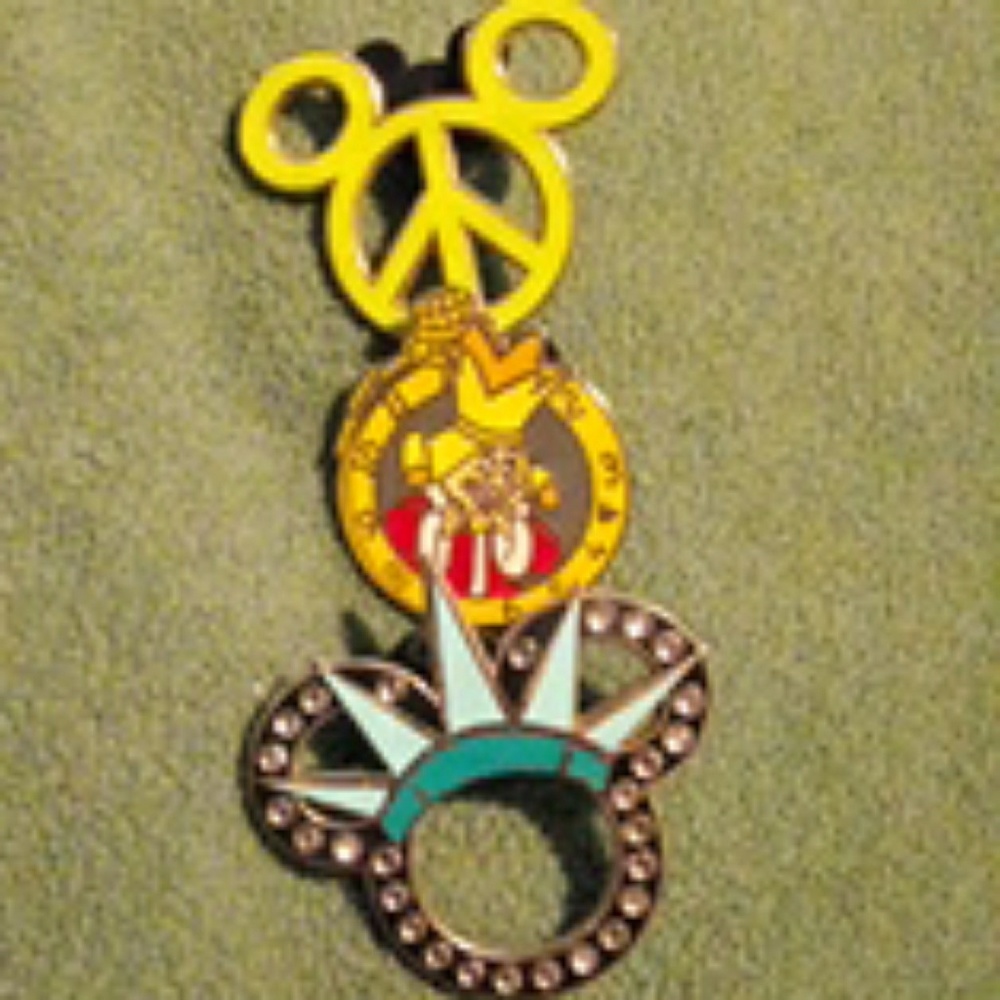 3 pins disney